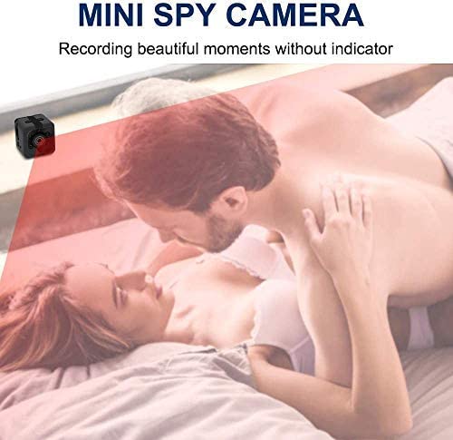 Mini Camera HD 1080P Babysitter Camera Sports Mini Camera Sports Camera Small Camera, Suitable for Home Office Driving Record Outdoor Sports, etc.