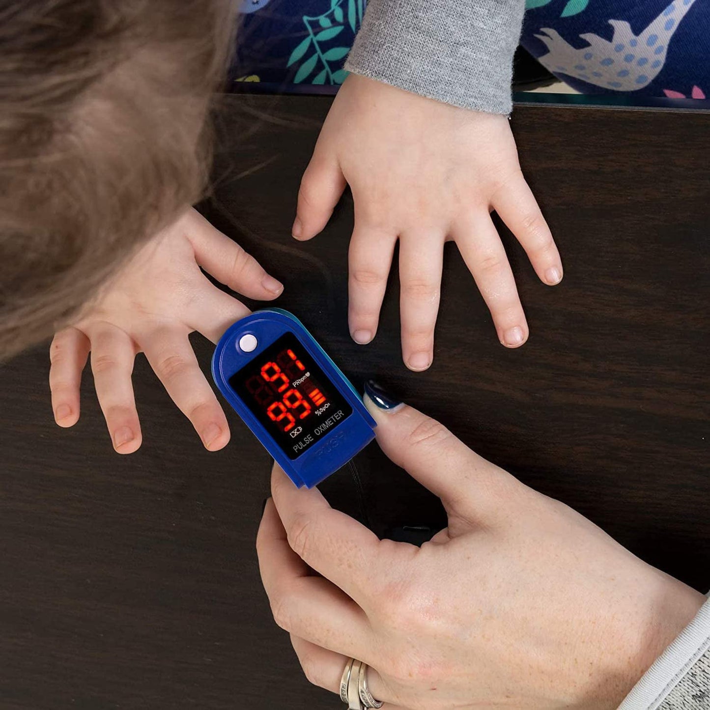 BDUN Pulse Oximeter Blood Oxygen SpO2 Sports Monitor with Lanyard